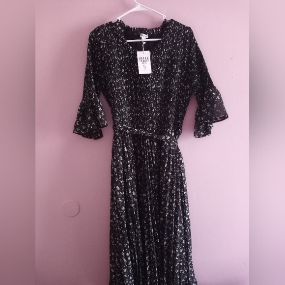 Belle Terre Ave Dresses & Skirts - Cottagecore Black Floral Dress